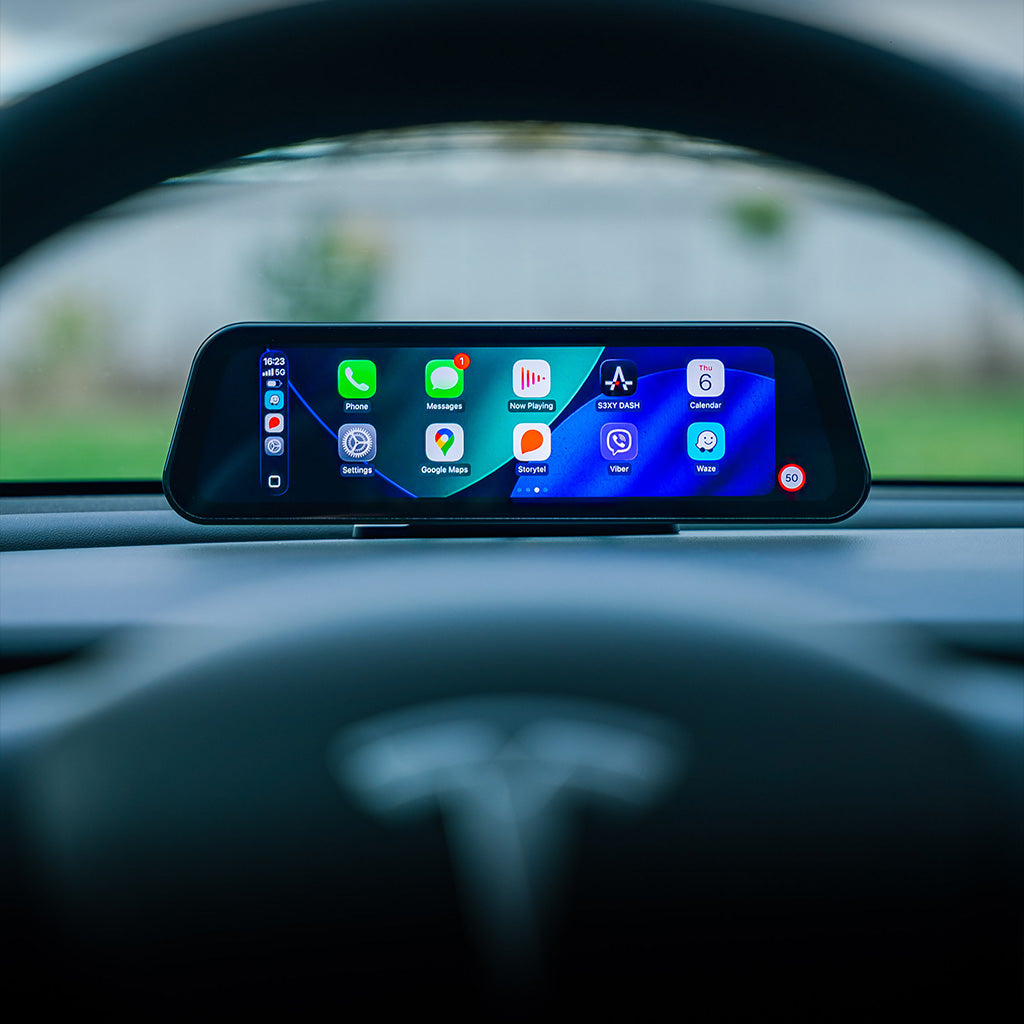 S3XY Dash Apple CarPlay 實車顯示